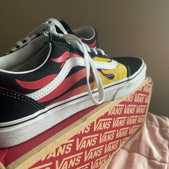Old skool flame vans - Picture 2 of 9